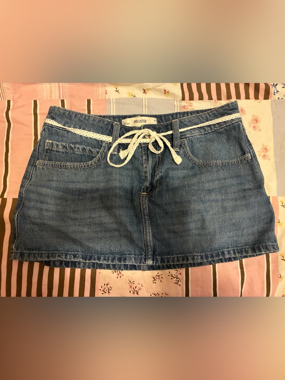 Hollister skort
